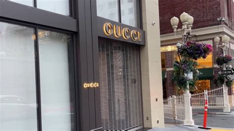 grab gucci|Gucci robbery san francisco.